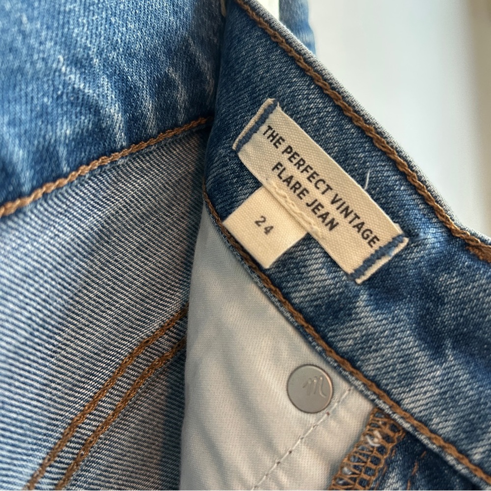 Madewell Perfect Vintage Flare Jeans, size 24, Tarlow Wash - Picture 8 of 11